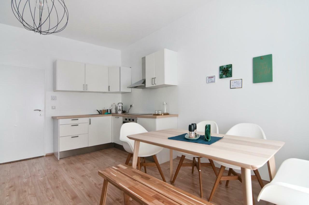 Stylish Self-Check-In Apartment With 2 Bedrooms Wina Bagian luar foto